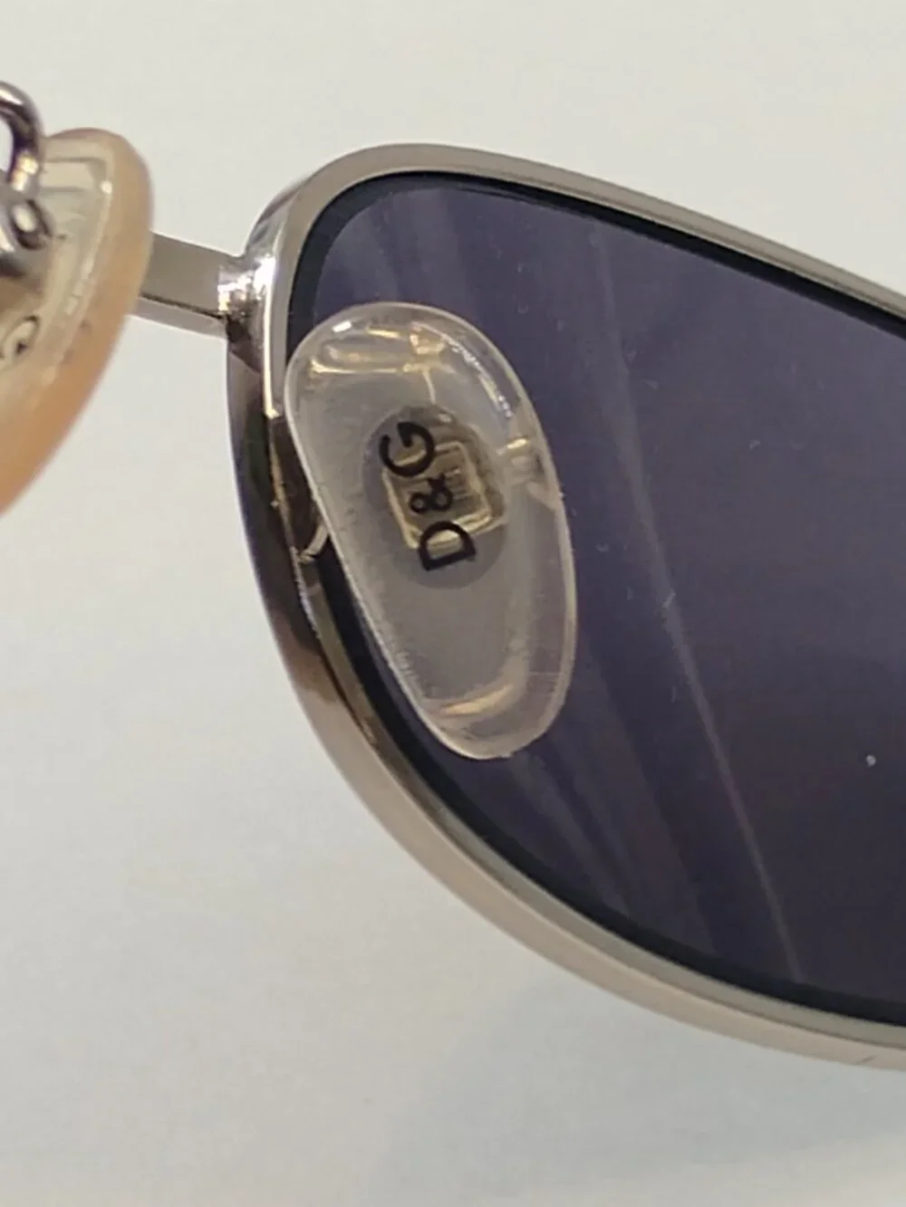 VINTAGE DOLCE & GABBANA DG 2012 Sunglasses with Hard Case Dust Bag Papers Y2K